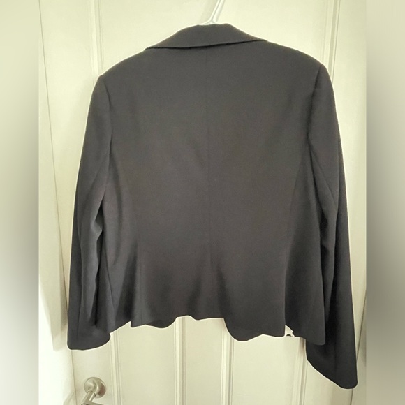 Lizalu Black and White Blazer - Picture 2 of 4